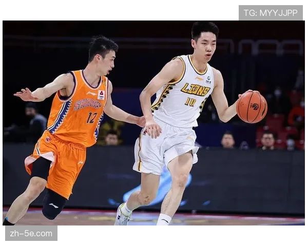 孙铭徽抢断联盟第一 其防守压迫力助推广厦反击战术效率 孙铭徽抢断联盟第一 其防守压迫力助推广厦反击战术效率