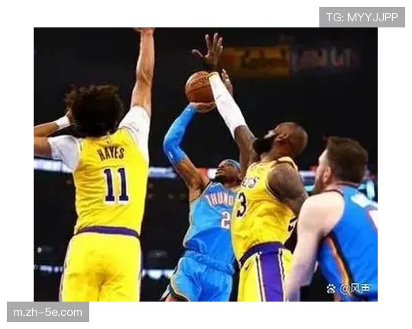 东契奇关键时刻传球选择引发争议 湖人错失扳平机会